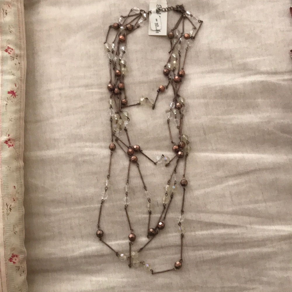 NWT Beads/crystals accent layered necklace
